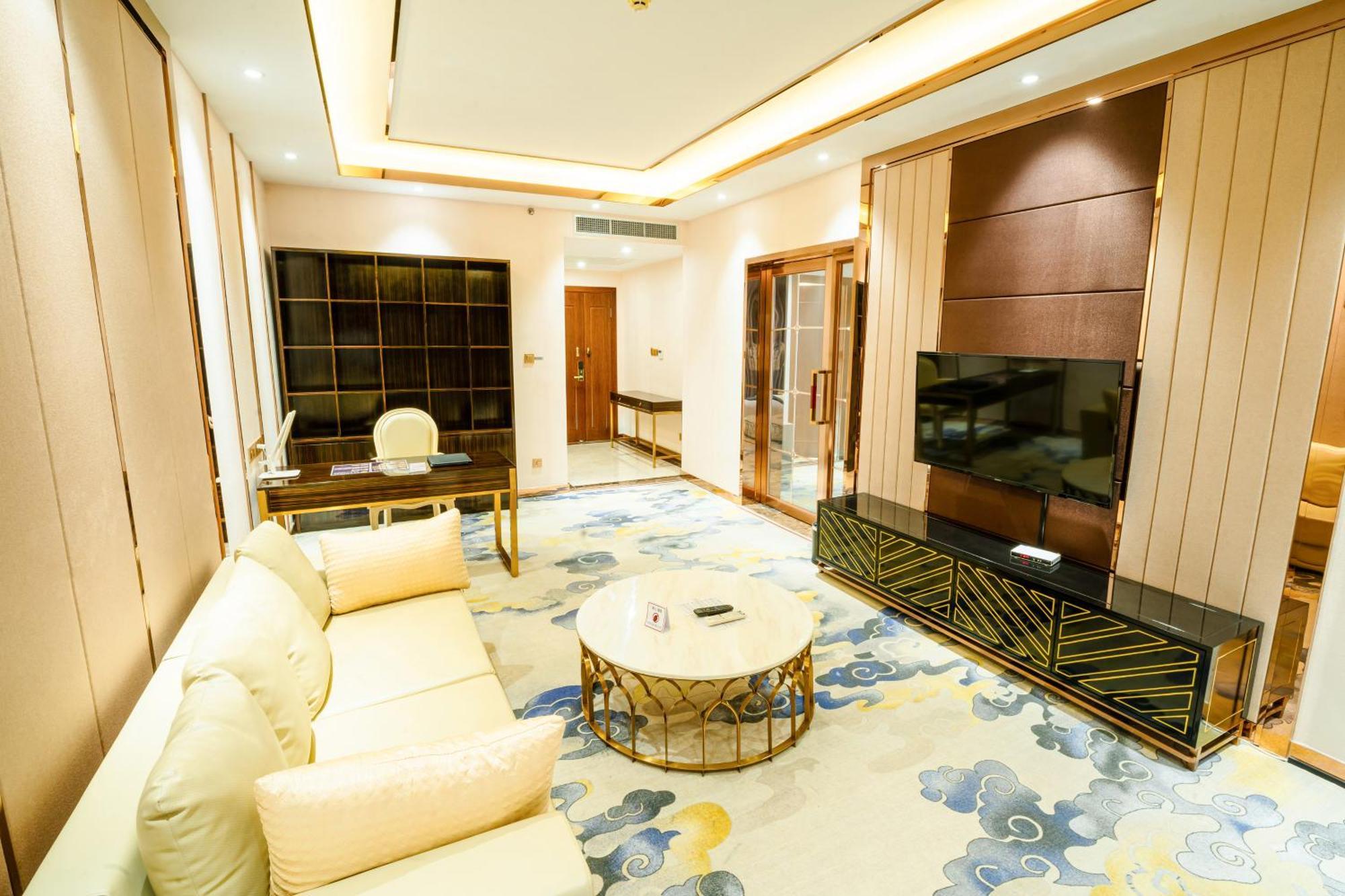 St Hotel Wattay Airport Vientiane Extérieur photo