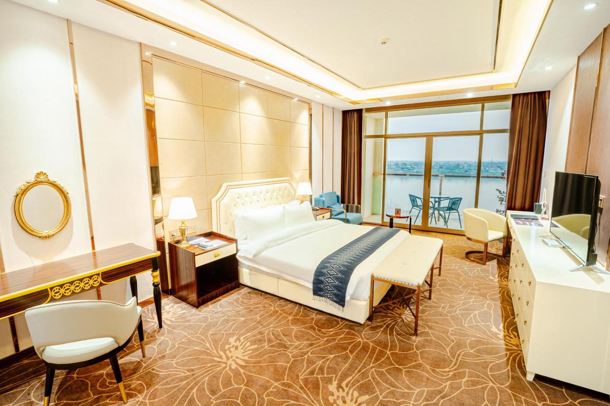 St Hotel Wattay Airport Vientiane Extérieur photo