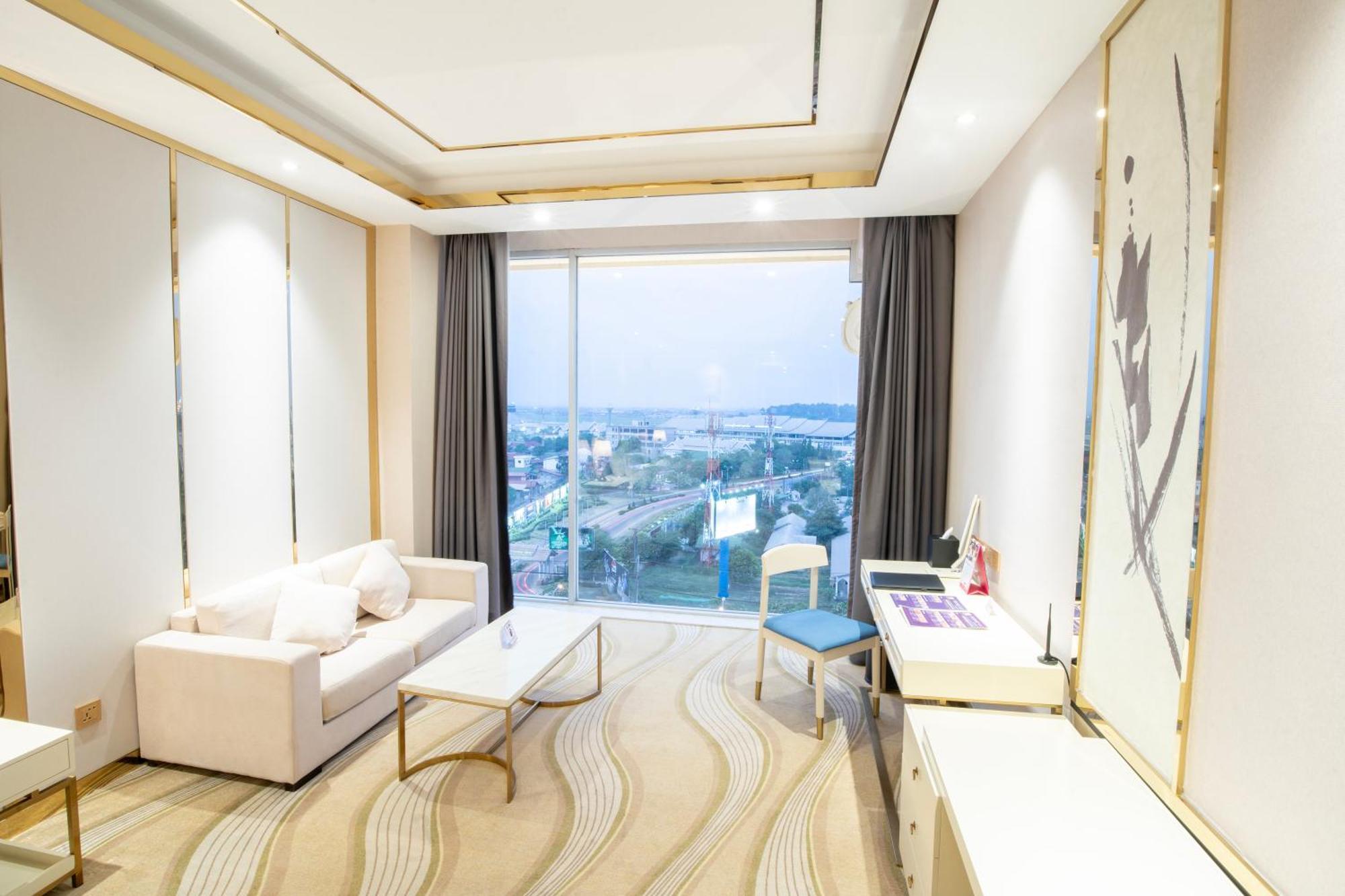 St Hotel Wattay Airport Vientiane Extérieur photo
